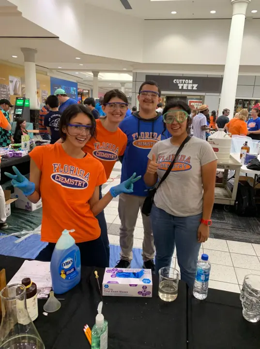 Photo of group members at Molecular Mania, 2022.