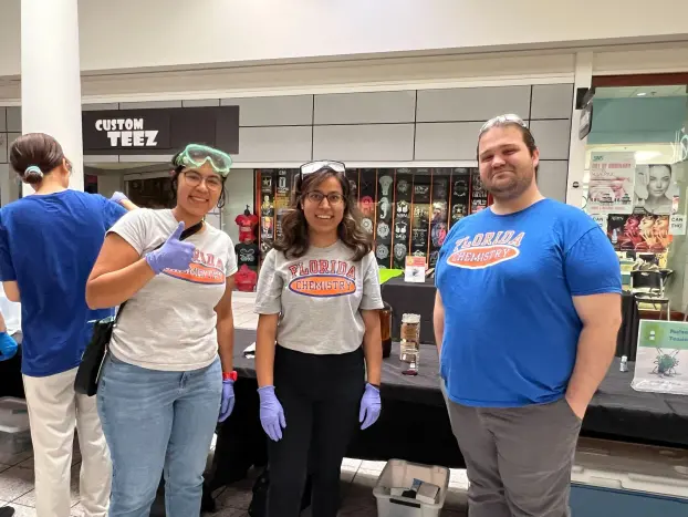 Photo of group members at Molecular Mania, 2022.